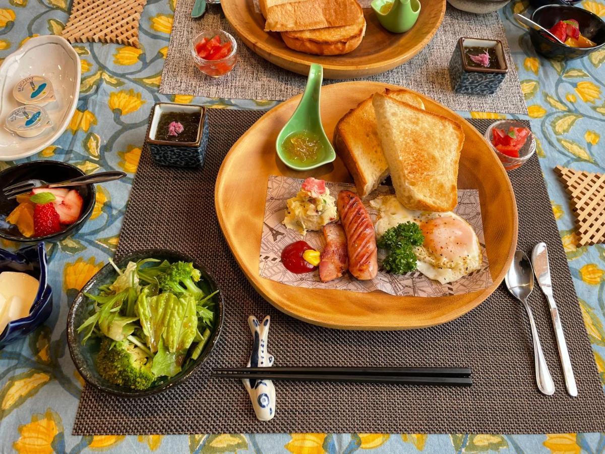 Dining & Stay 38 Miyahira Zamami Eksteriør billede